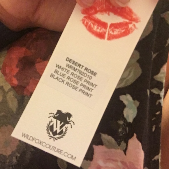 • wildfox desert rose soft classic v-neck • - Picture 7 of 9